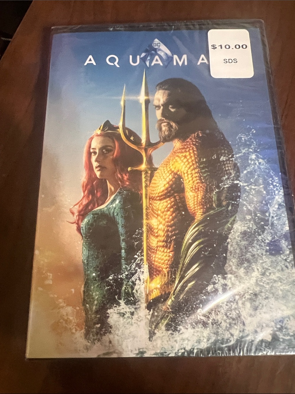 DC Aquaman DVD — Blue Green Gold Cover l